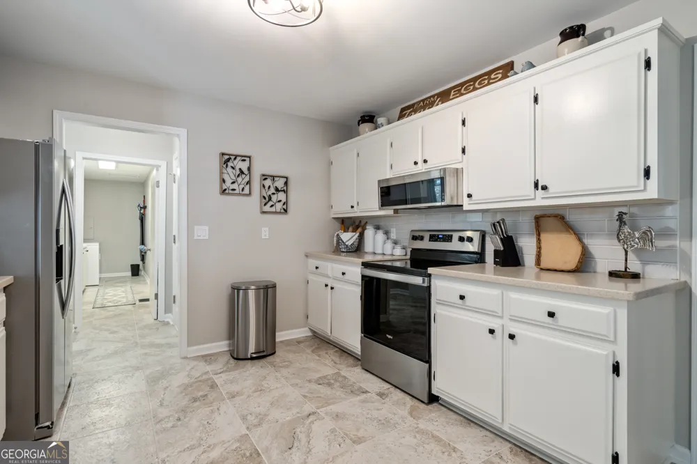 17 Rock Crest CIR SE Cartersville, GA 30121