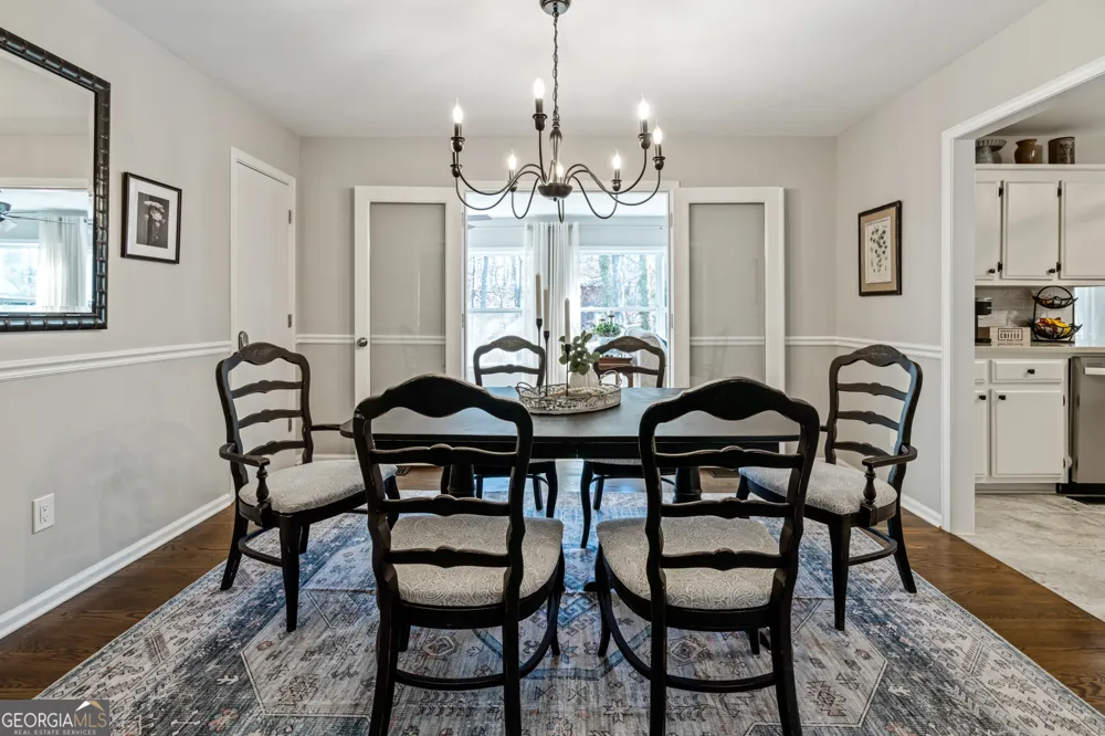 17 Rock Crest CIR SE Cartersville, GA 30121