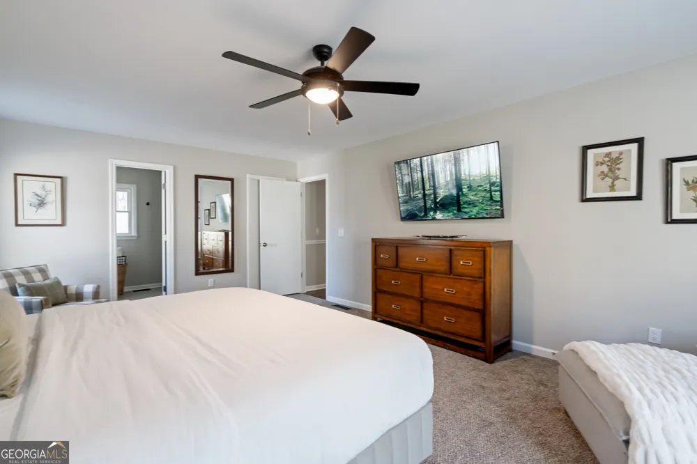17 Rock Crest CIR SE Cartersville, GA 30121