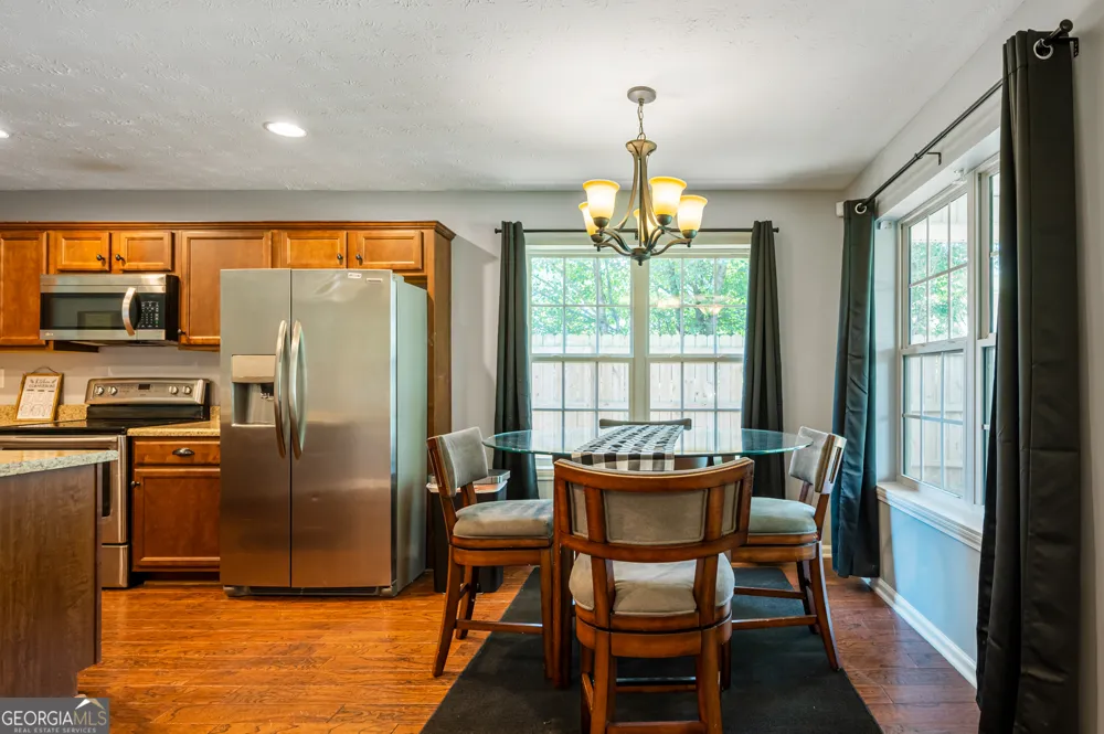 18 Larkspur LN Emerson, GA 30137