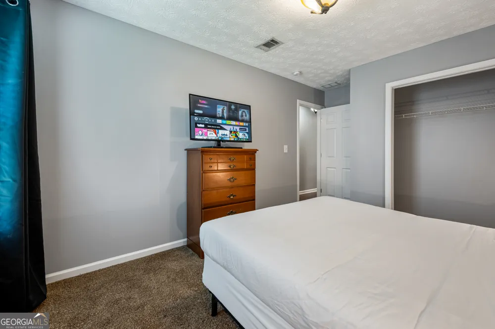 18 Larkspur LN Emerson, GA 30137