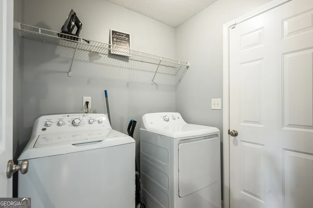 18 Larkspur LN Emerson, GA 30137