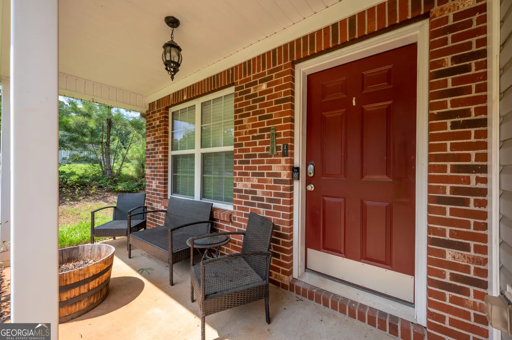 18 Larkspur LN Emerson, GA 30137