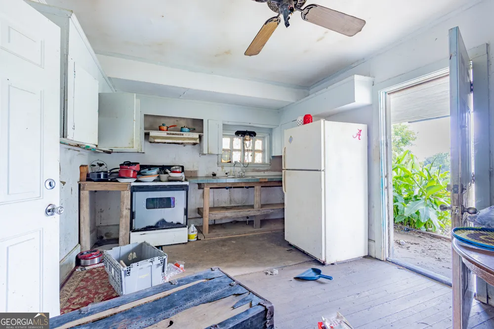 4122 Jacksonville ST Heflin, AL 36264
