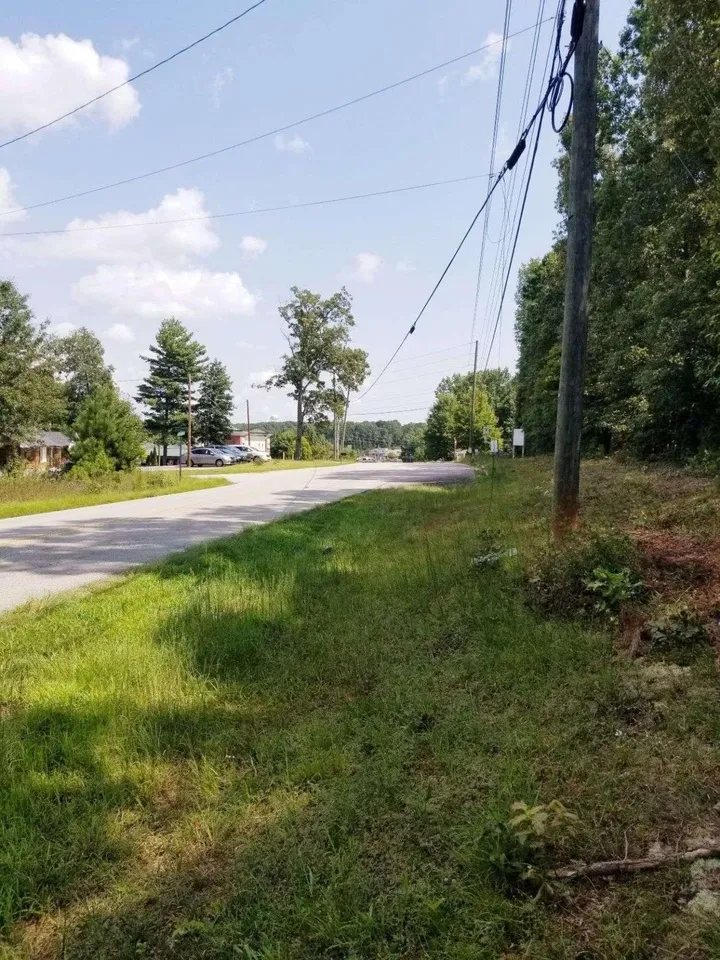 4885 Hog Mountain RD Flowery Branch, GA 30542