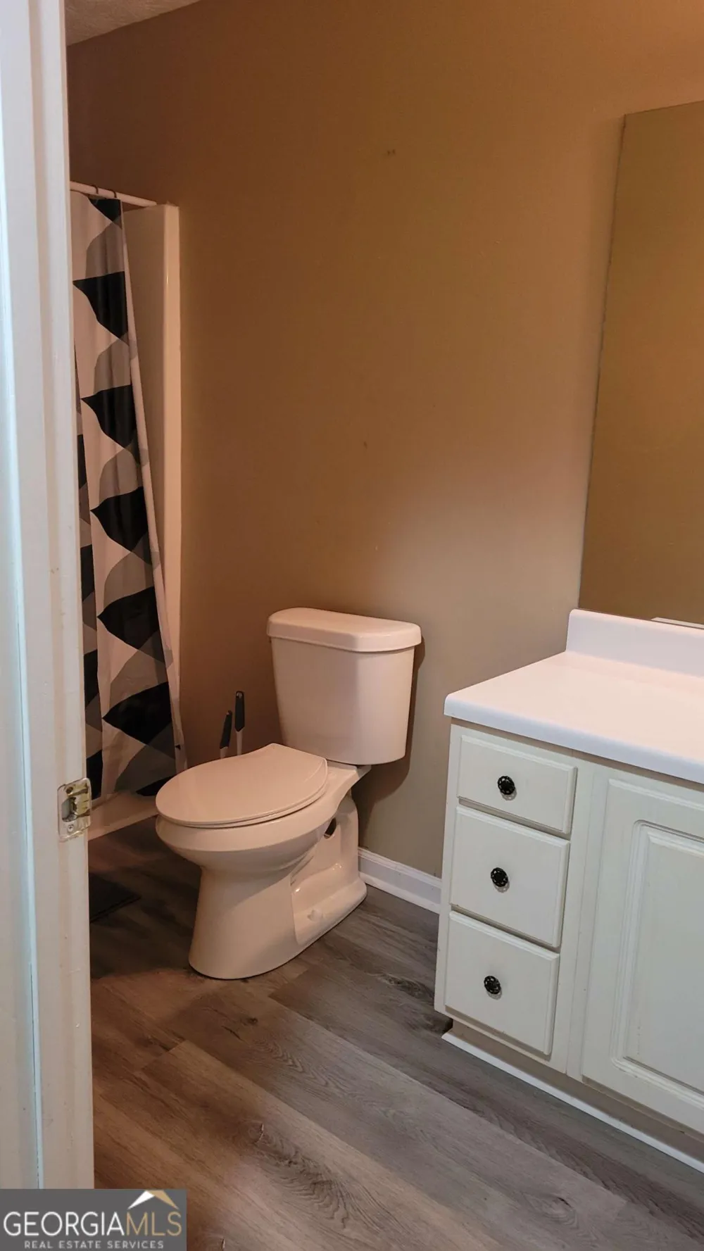 25 Shady Oaks TRL Covington, GA 30016