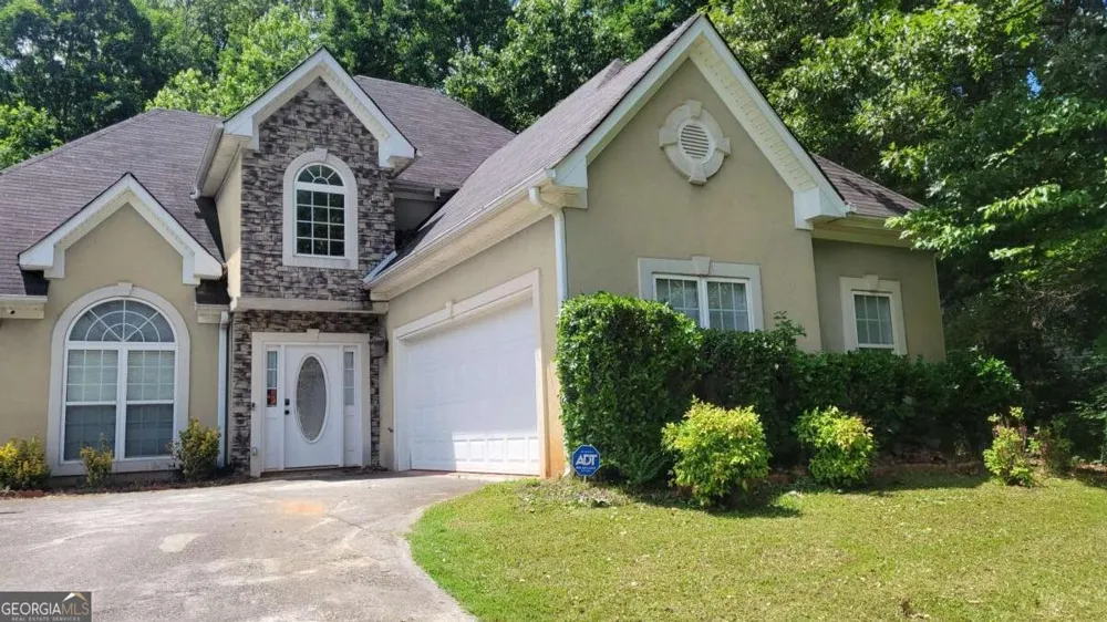 25 Shady Oaks TRL Covington, GA 30016