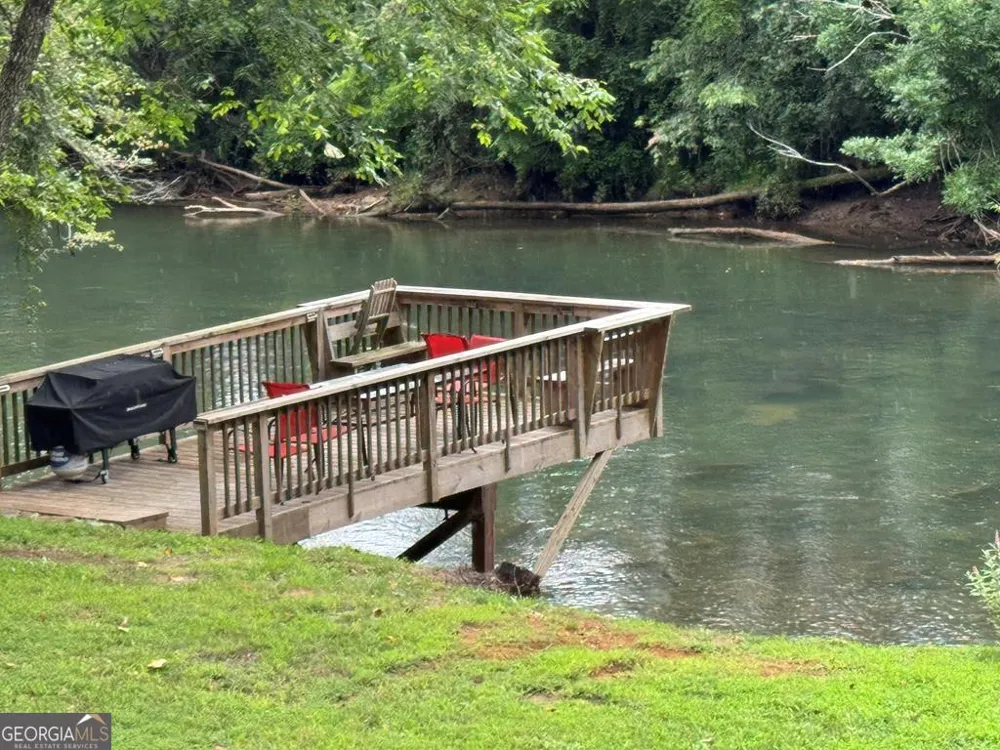 270 Hiawassee River RD Brasstown, NC 28902