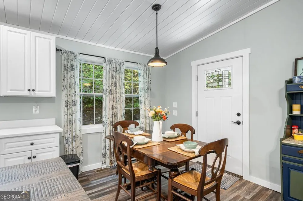 270 Hiawassee River RD Brasstown, NC 28902