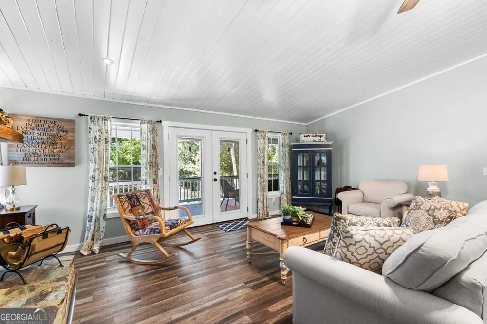 270 Hiawassee River RD Brasstown, NC 28902