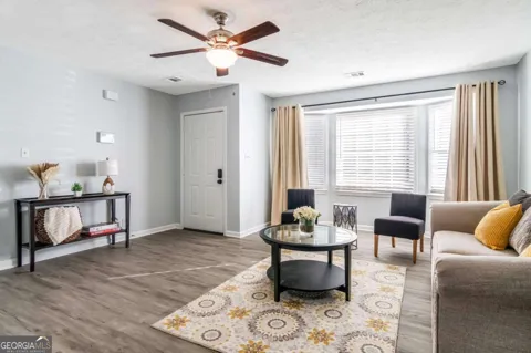 145 Mountain View CIR
