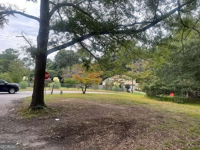 709 Ridge AVE Stone Mountain, GA 30083