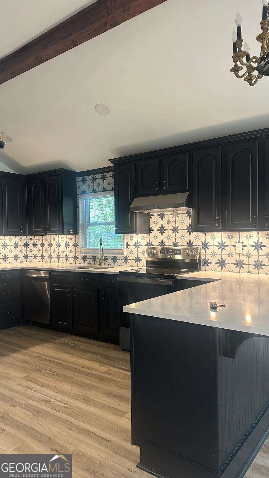 102 Oak ST Summerville, GA 30747