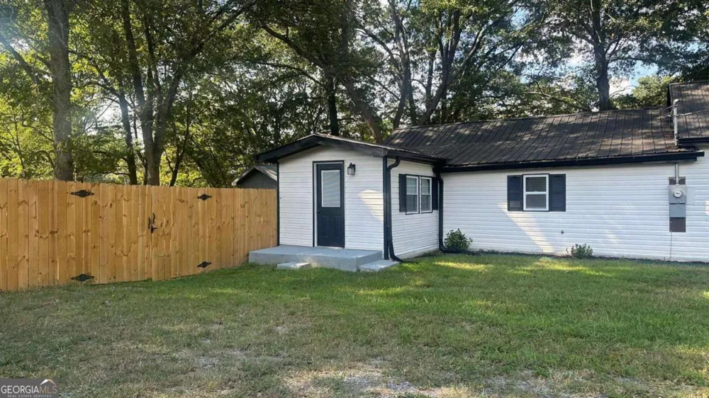 102 Oak ST Summerville, GA 30747