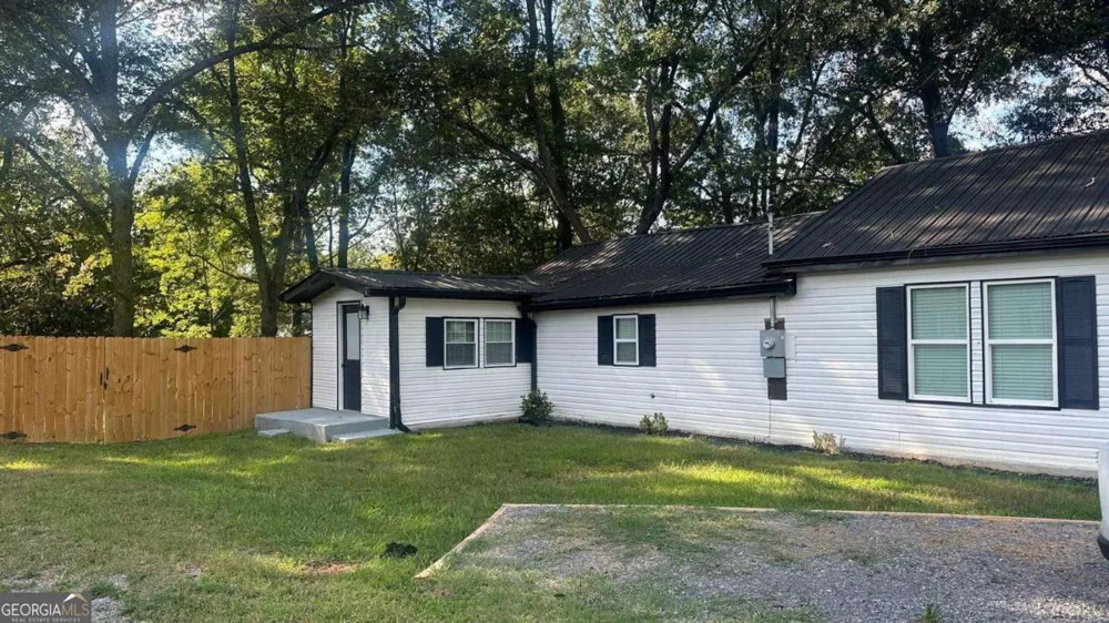 102 Oak ST Summerville, GA 30747