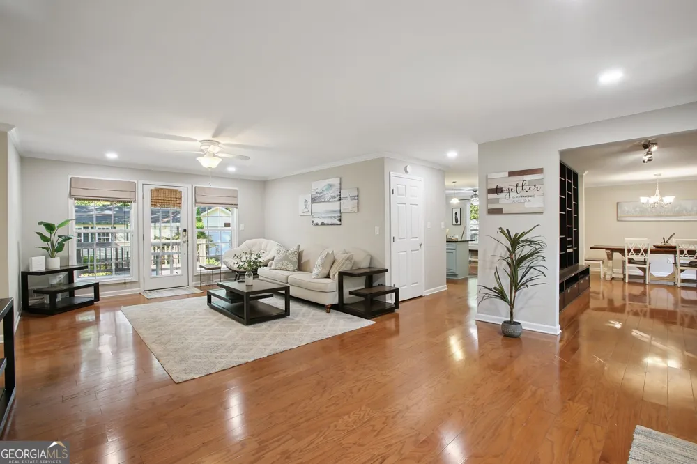 102 Hickory DR Peachtree City, GA 30269