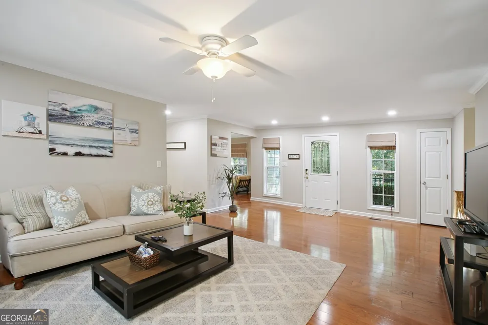 102 Hickory DR Peachtree City, GA 30269