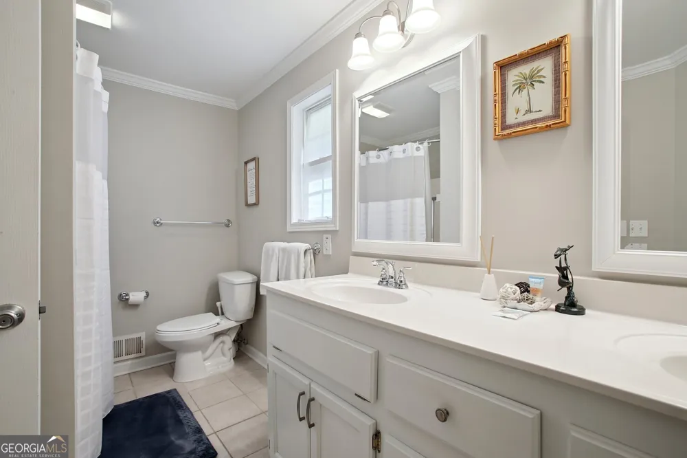 102 Hickory DR Peachtree City, GA 30269