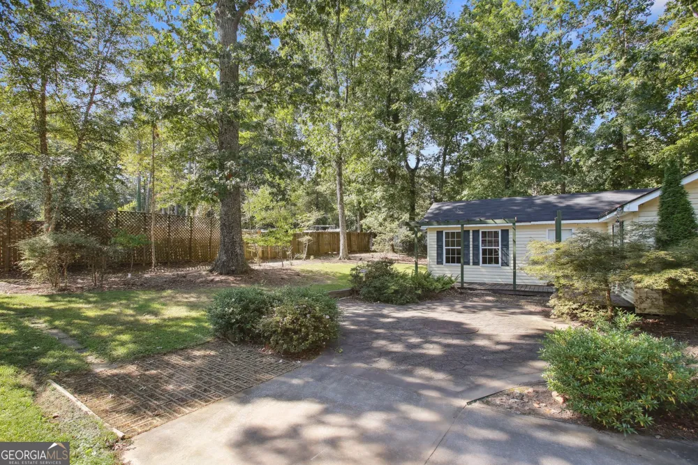 102 Hickory DR Peachtree City, GA 30269