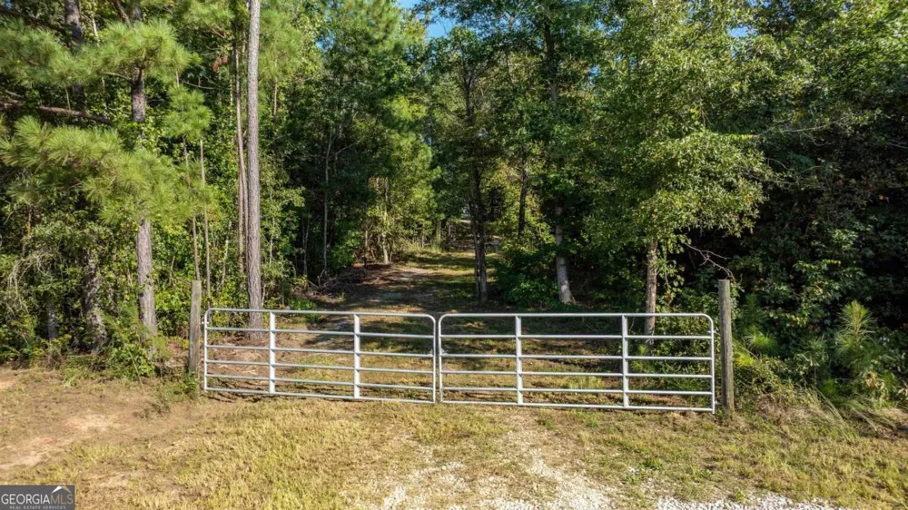 1901 Grey Land RD Greensboro, GA 30642