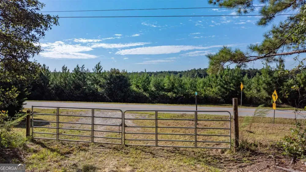 1901 Grey Land RD Greensboro, GA 30642