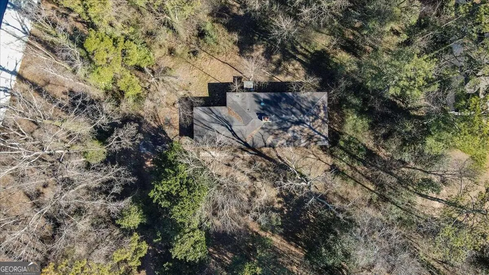 5757 Long Island DR NW Sandy Springs, GA 30327