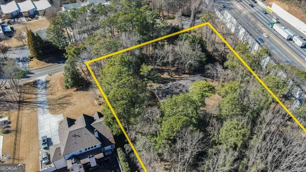 5757 Long Island DR NW Sandy Springs, GA 30327