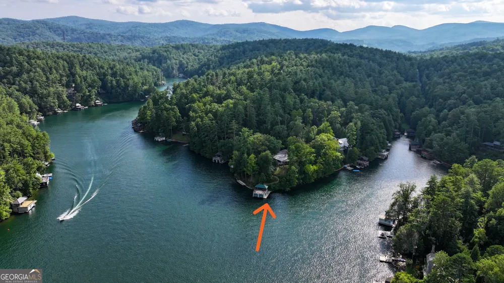 120 Pinto LN Lakemont, GA 30552