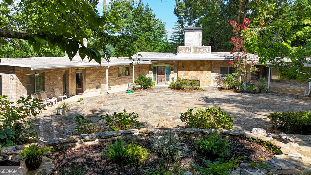 120 Pinto LN Lakemont, GA 30552