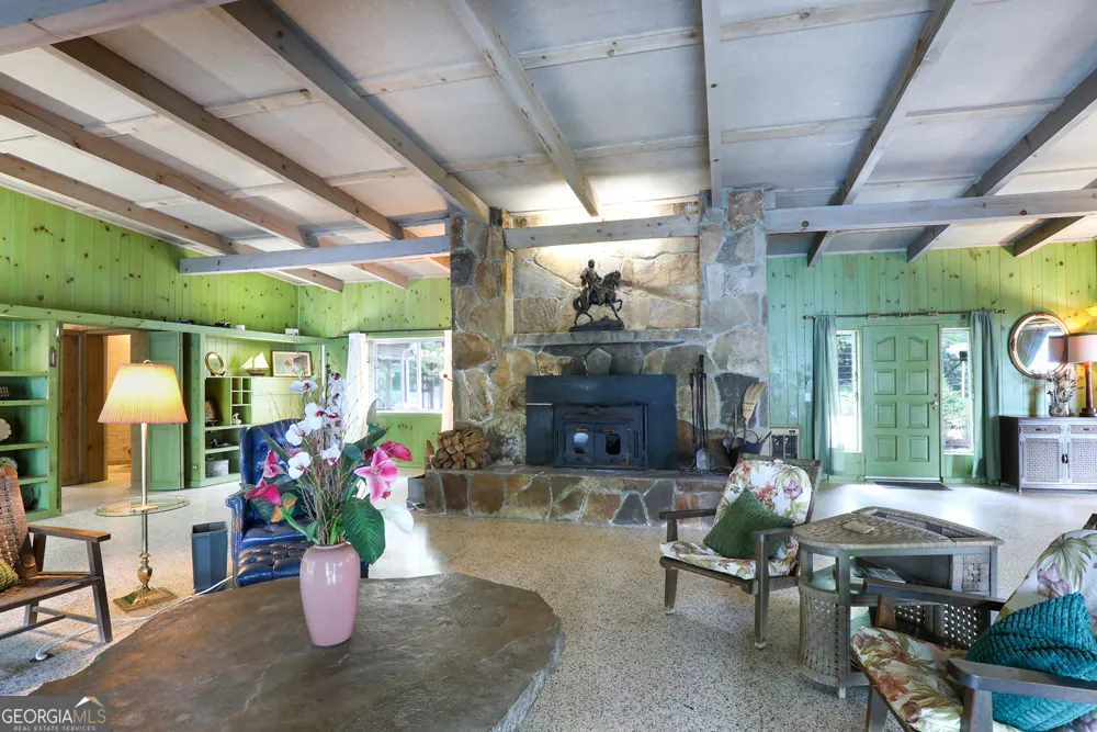 120 Pinto LN Lakemont, GA 30552