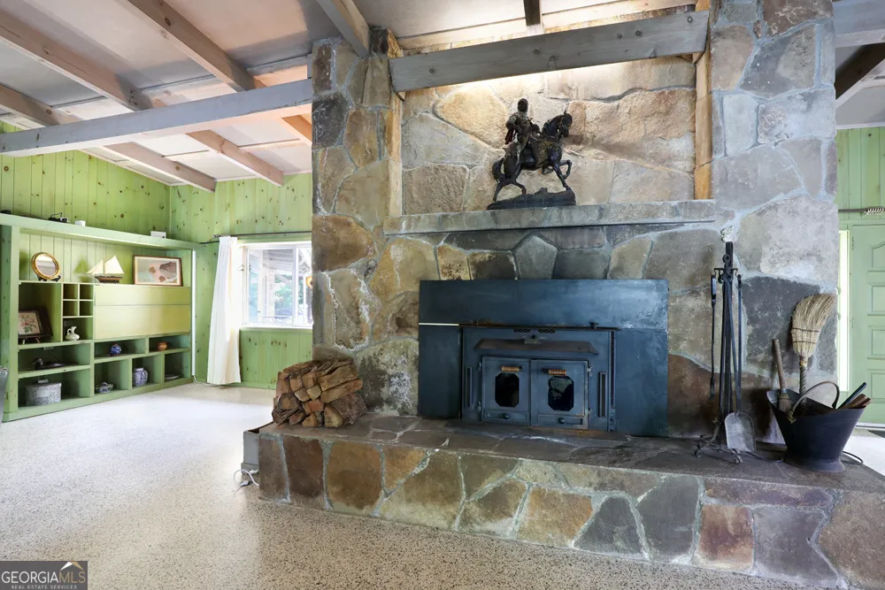 120 Pinto LN Lakemont, GA 30552