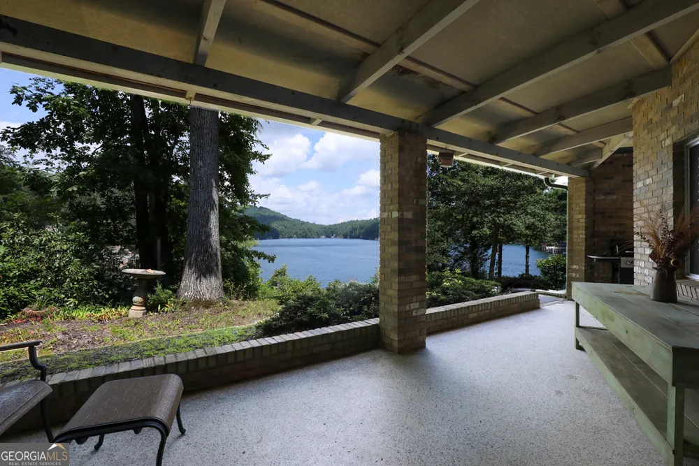 120 Pinto LN Lakemont, GA 30552