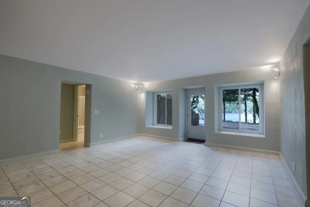120 Pinto LN Lakemont, GA 30552
