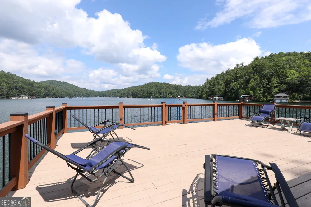 120 Pinto LN Lakemont, GA 30552
