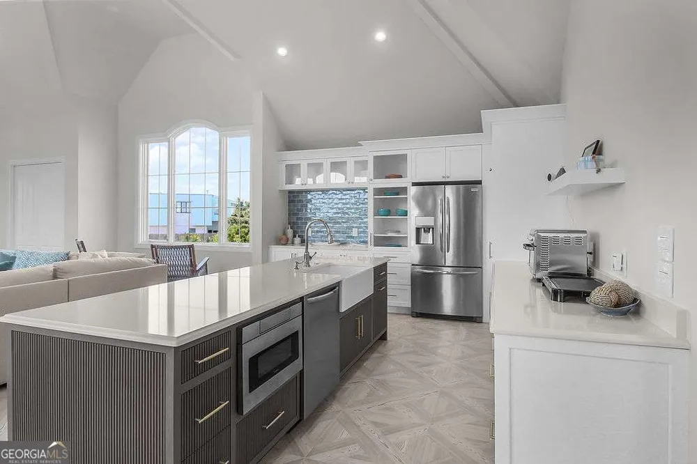 20 Taylor ST Tybee Island, GA 31328