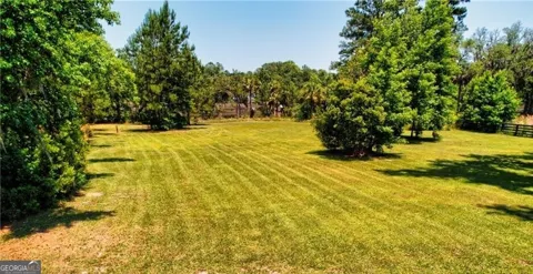 1143 River Oaks RD