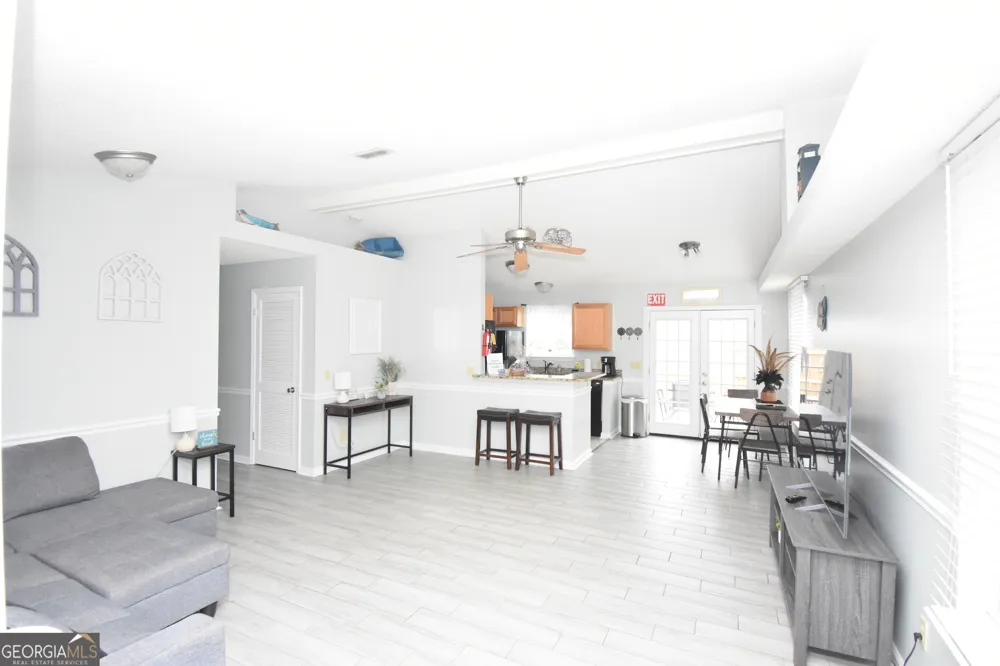 208 Gunter ST St. Marys, GA 31558