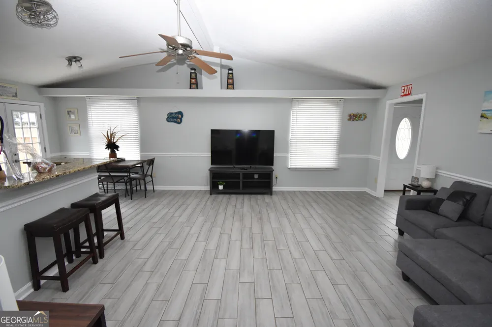 208 Gunter ST St. Marys, GA 31558