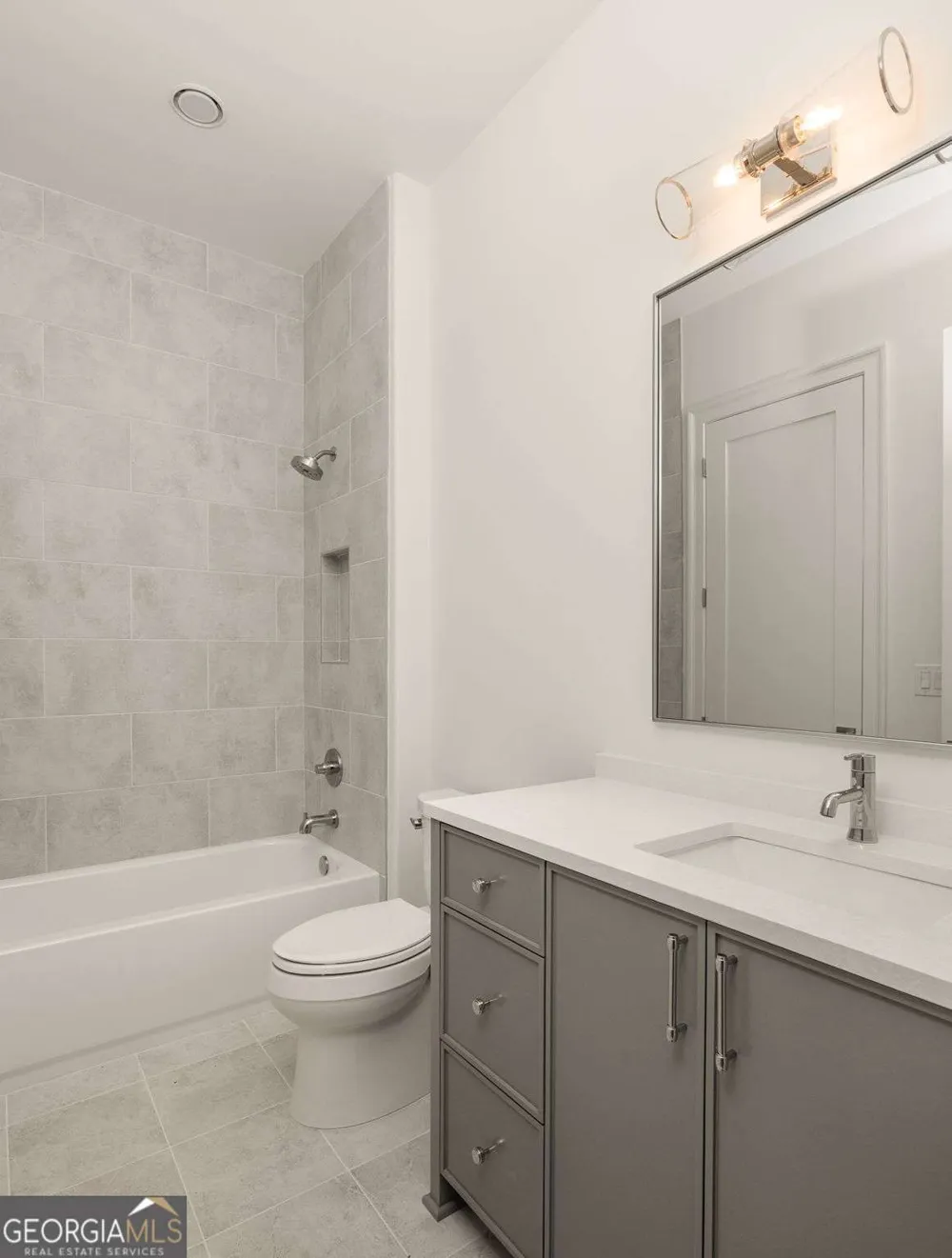 1064 Lupo LOOP Chattahoochee Hills, GA 30268