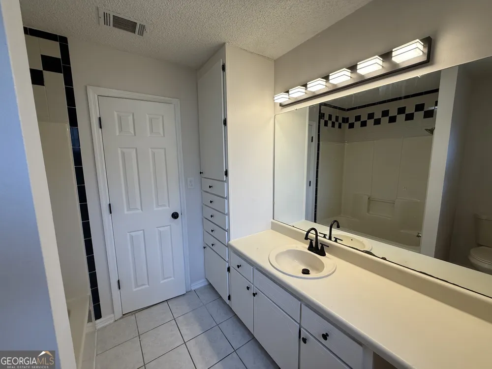 105 Mockingbird DR Dublin, GA 31021