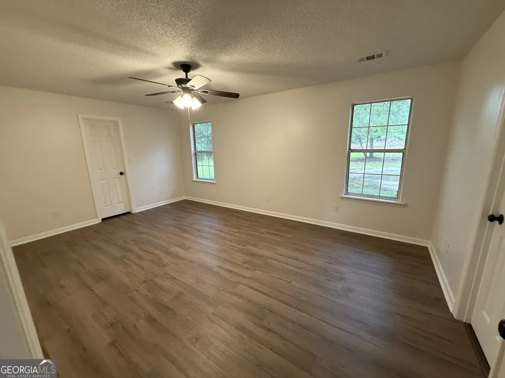 105 Mockingbird DR Dublin, GA 31021
