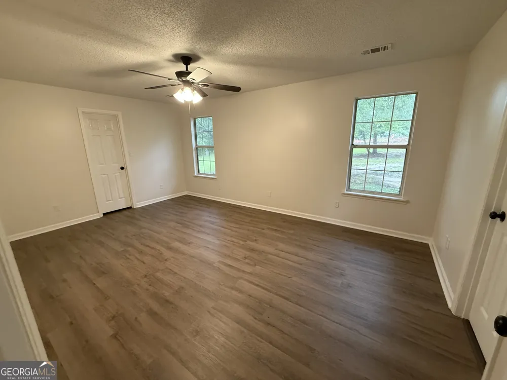 105 Mockingbird DR Dublin, GA 31021