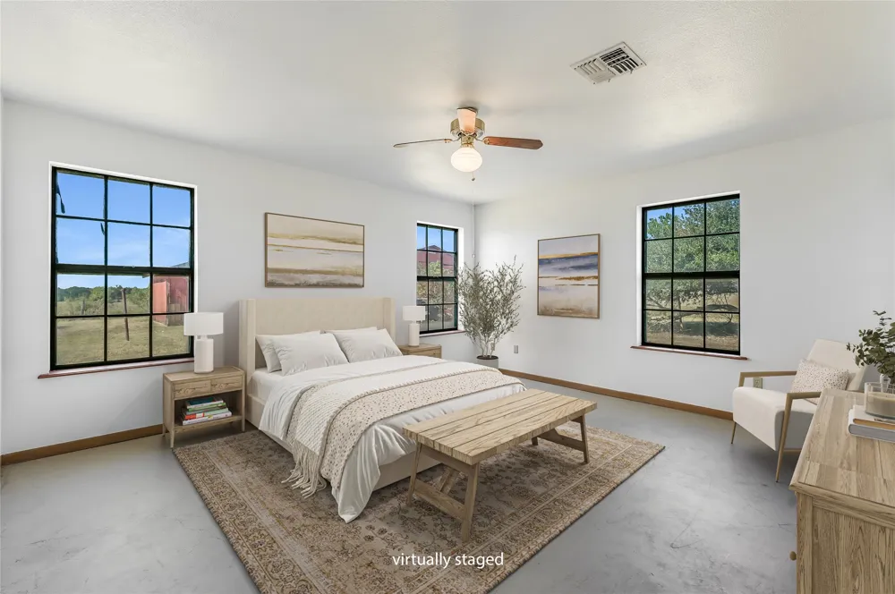 5637 Jeddo Road Waelder, TX 78959