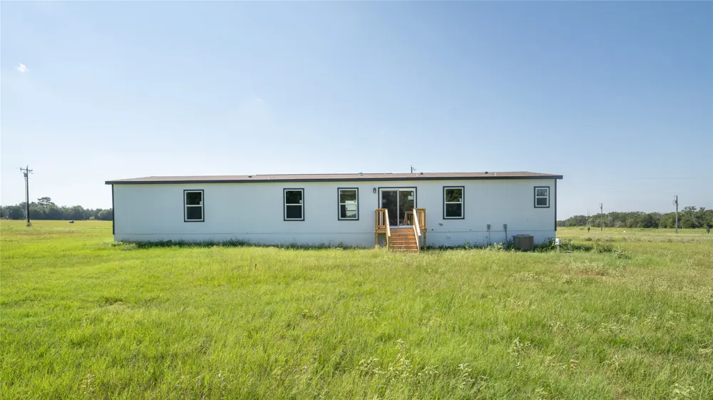 164 Impala Pass Rosanky, TX 78953