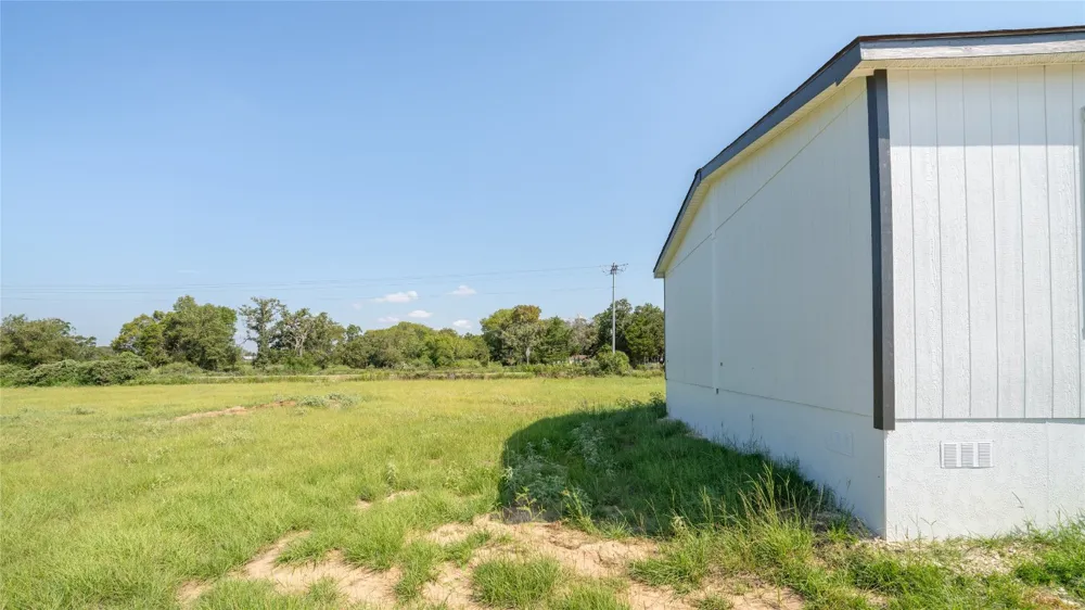 164 Impala Pass Rosanky, TX 78953