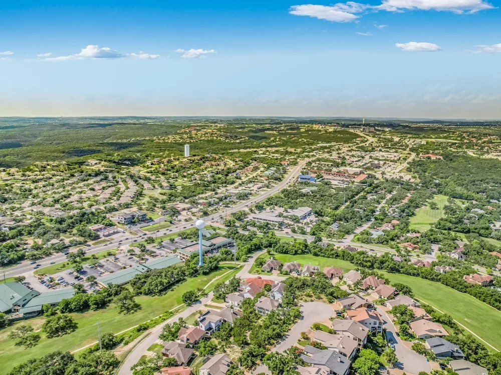 107 Paragon Court Lakeway, TX 78734