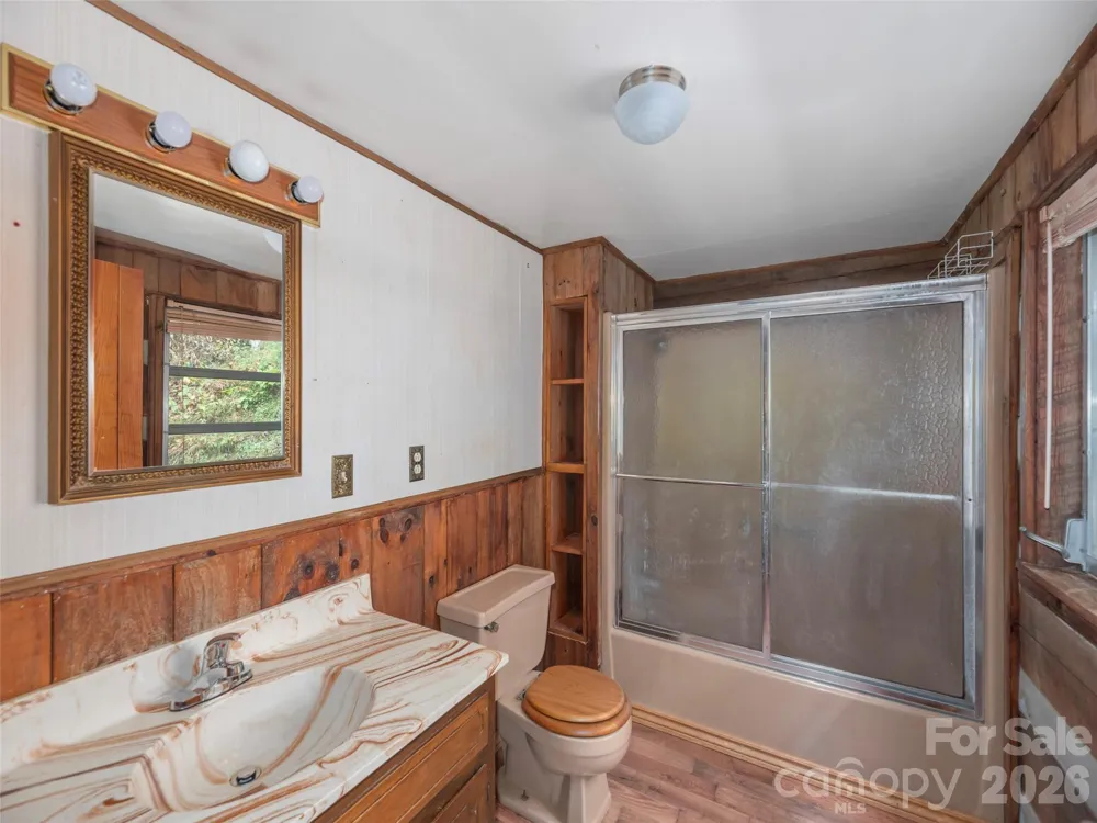 775 Chambers Cove Road Canton, NC 28716