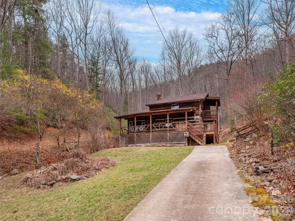 775 Chambers Cove Road Canton, NC 28716