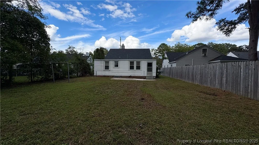 1105 Colonial Avenue Greenville, NC 27834