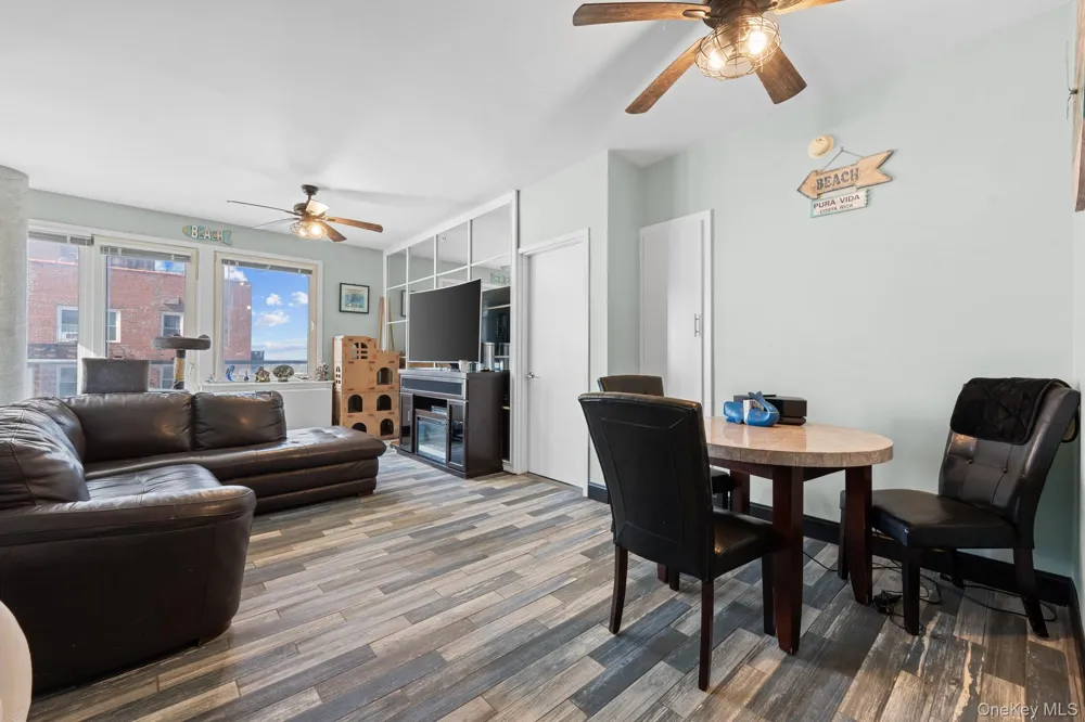 118-20 Ocean Promenade #6D Rockaway Park, NY 11694